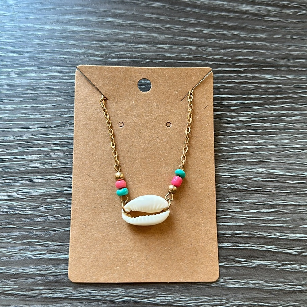 Beachy Seashell Necklace
